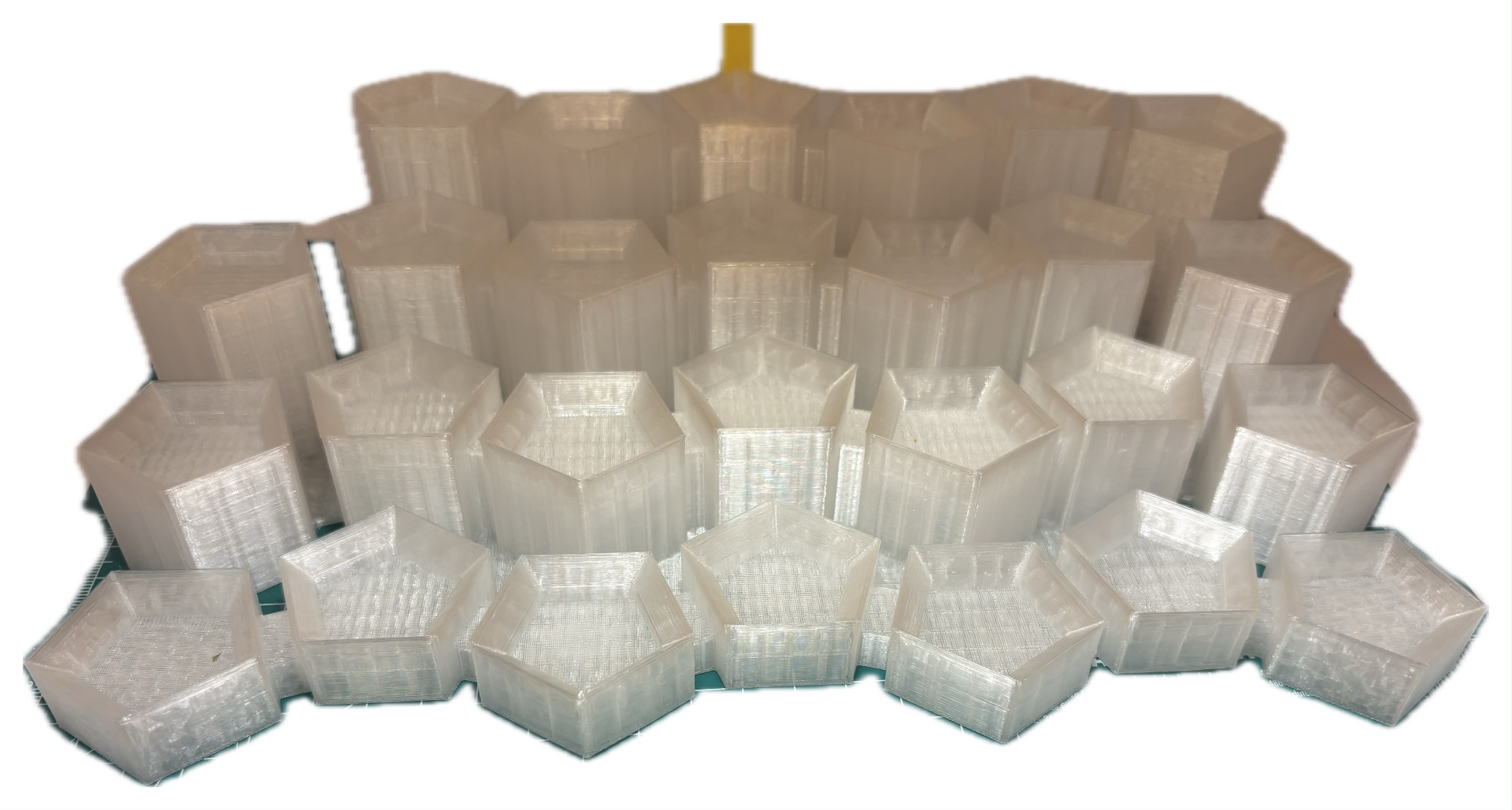 Suporte real transparente para exposição de 27 Mamolitks
